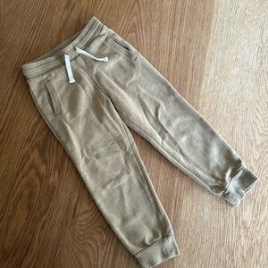 Kids drawstring pull on sweatpants